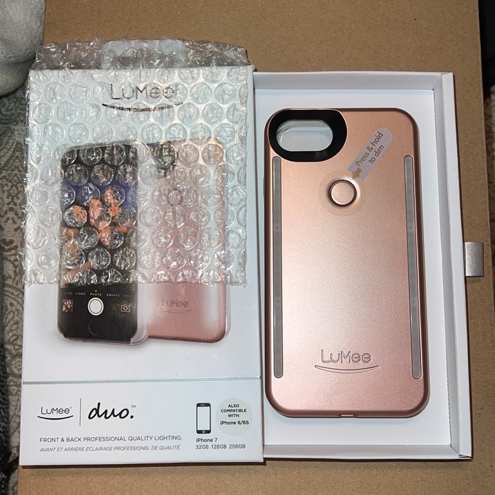 NWT rose gold Lumee phone case lights up iPhone 7 and 6/6s BRAND NEW IN BOX